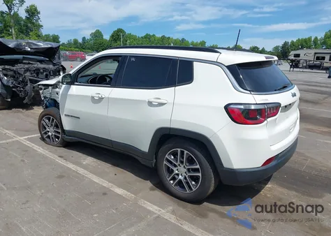 2019 Jeep Compass Sun And Wheel Fwd z USA, uszkodzony, nr VIN 3C4NJCBB3KT832263